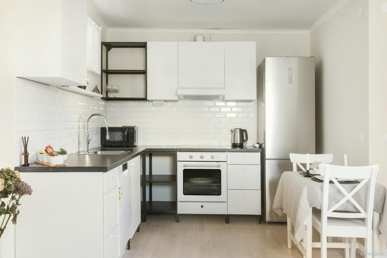 Charming Apartment In A Red House In Stockholm Kültér fotó